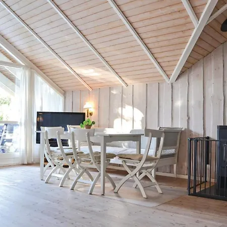 Holiday In Grasted